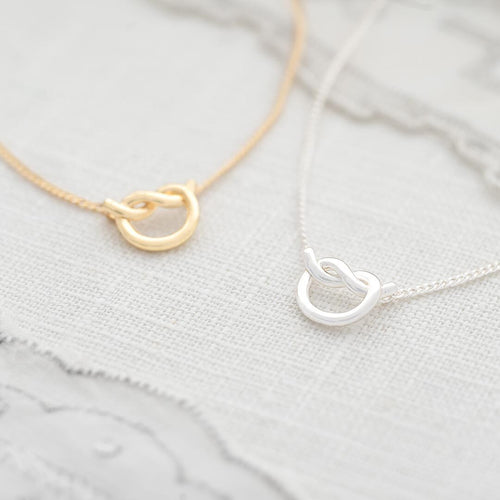 Elegante Infinity Knoop Ketting – Gepersonaliseerd Sieraad Cadeau voor Vrouwen